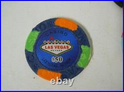 Las Vegas Casino Poker Chip Set 498 PC Clay 9gm & Dealer Chip 5 Dice with Case
