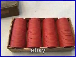 Vintage 100 Clay poker chips Red Rooster Roman Border Weave original box