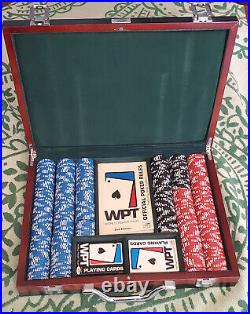 World Poker Tour Poker Set 400 Clay Chips Wooden Case New in Box